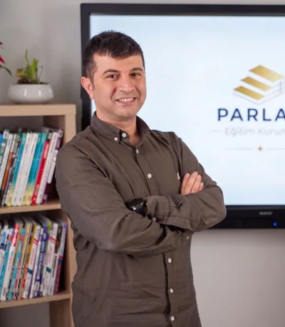 Bülent Parlar — Parlar Eğitim Kurumu kurucusu ve öğretmeni